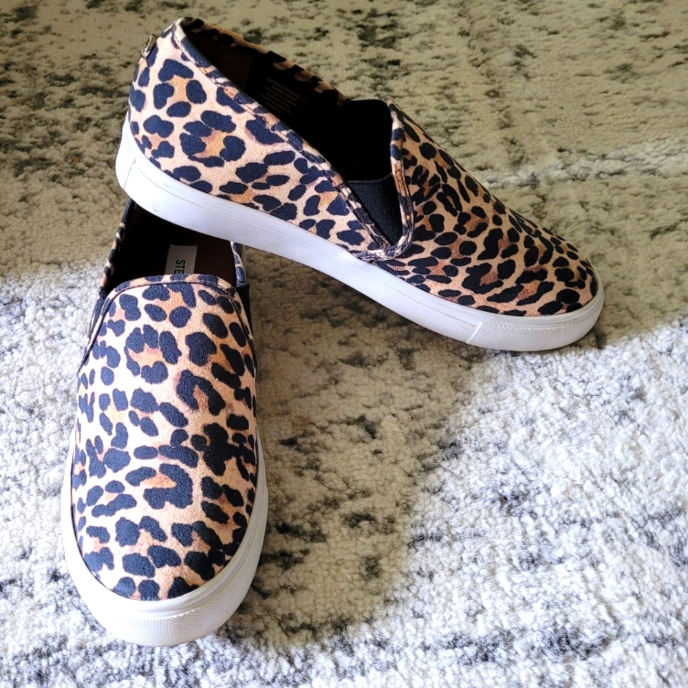 Steve Madden Sneakers